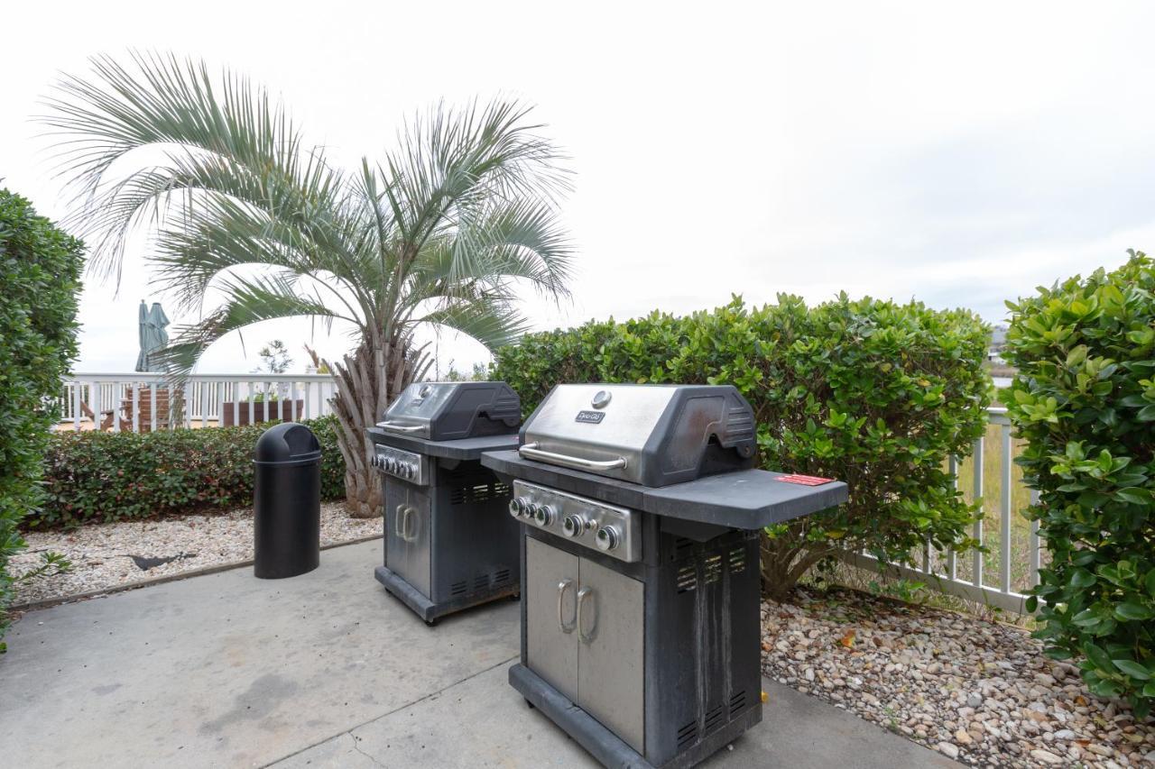 Sands Beach Club Briarcliffe Acres Ngoại thất bức ảnh